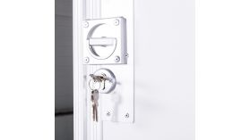 1200F411T222 Kaksi identtistä kylpyhuonetilaa ja WC